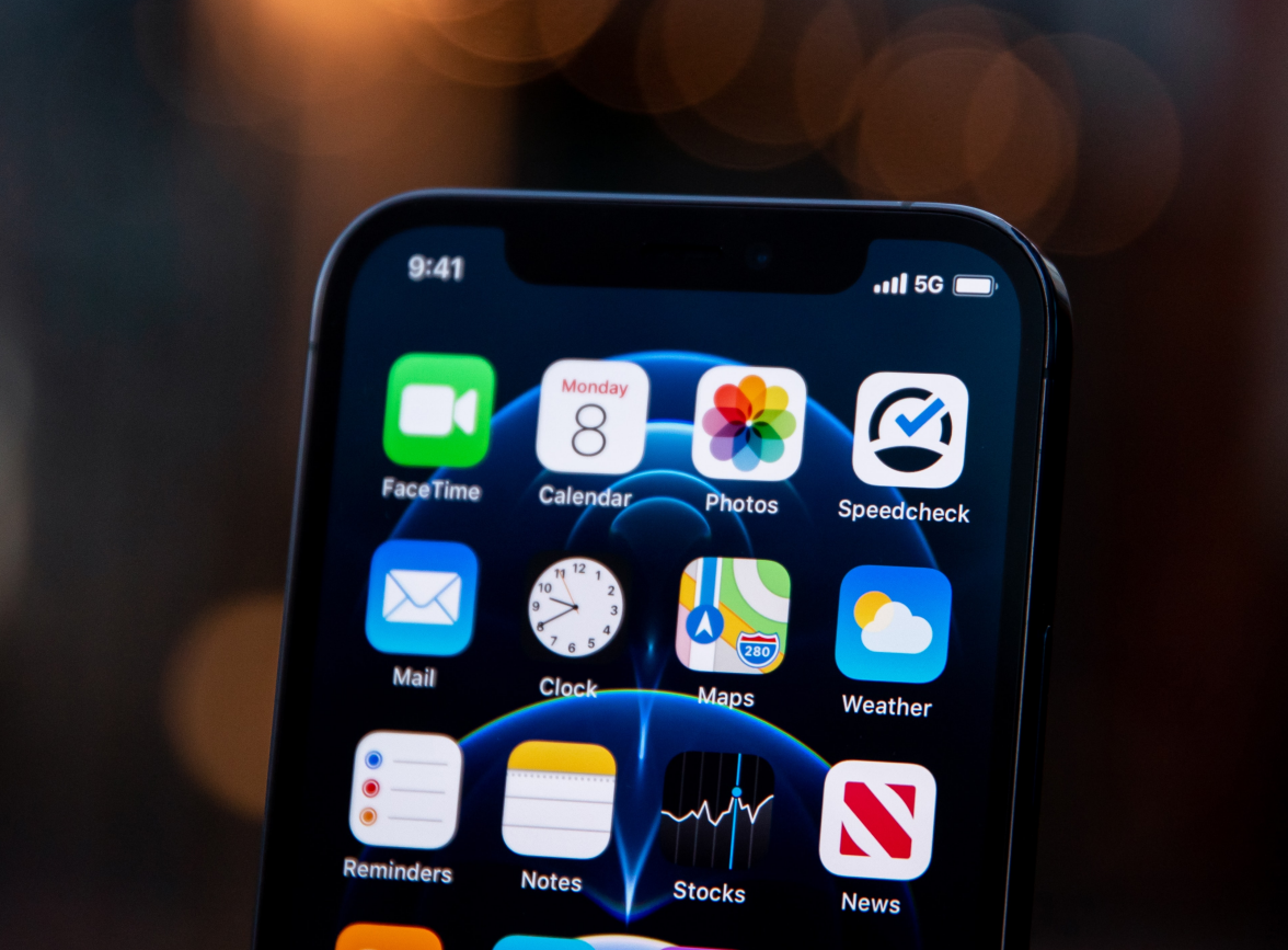 都昌苹果手机维修分享为什么 iPhone 12 在冬季会自动关机 